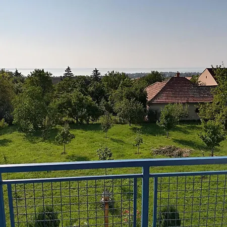 Appartement Robert Apartmant Balatonalmádi