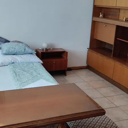 Robert Apartmant * Balatonalmádi